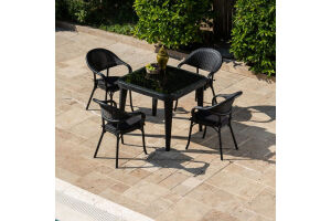 Geef je terras karakter met de juiste meubelkeuzes