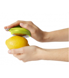 Chef'N Palm Zester citrus
